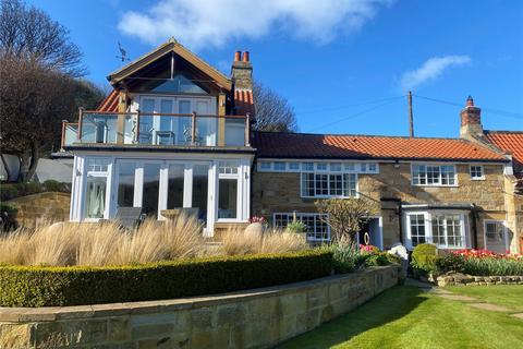 undefined, Lythe Bank, Sandsend
