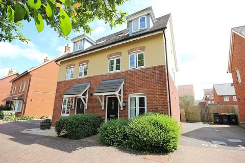 68 Hilton Close, Kempston, Bedford, MK42 7FT