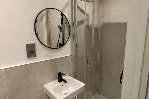 1 bedroom flat to rent, YOHO Kingston Villiers Road Studio 1