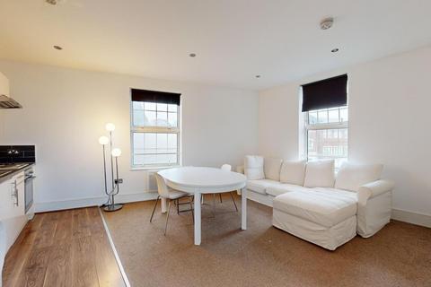 1 bedroom flat to rent, Middle Road