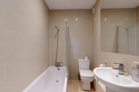 1 bedroom flat to rent, Middle Road