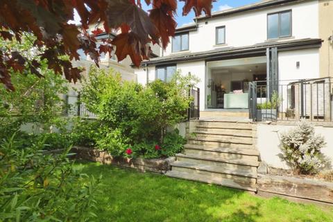 Franklin Skipton Road, Bradley, Keighley, BD20 9EF
