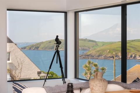 3 bedroom detached house for sale, 4 Battery Park, Fowey PL23