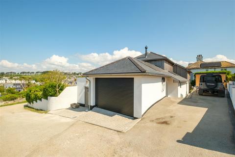 3 bedroom detached house for sale, 4 Battery Park, Fowey PL23