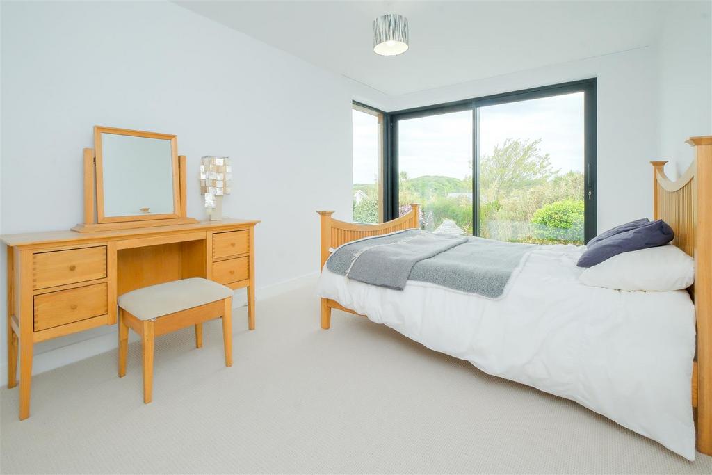 Parry Polruan-39.jpg