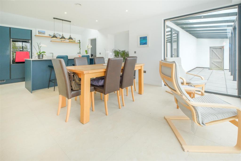 Parry Polruan-28.jpg