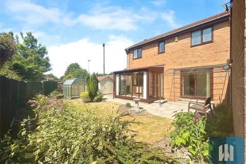3 bedroom detached house for sale, The Poplars, Knottingley, West Yorkshire, WF11