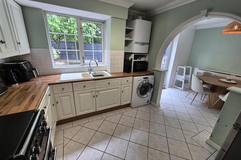 11 Romsley Close, Redditch, B98 0PF