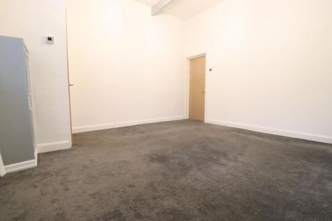 2 bedroom terraced house to rent, Manchester Road, Mossley, Ashton-under-Lyne, OL5 9LZ