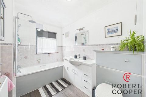 undefined, Warren Drive, Eastcote, HA4