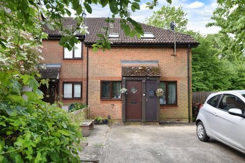 1 bedroom house for sale, Langshott, Horley, Surrey, RH6