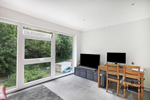 1 bedroom apartment for sale, Kendal Avenue, Epping, CM16