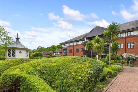 2 bedroom apartment for sale, Poplar Drive, Hutton, Brentwood, Essex, CM13
