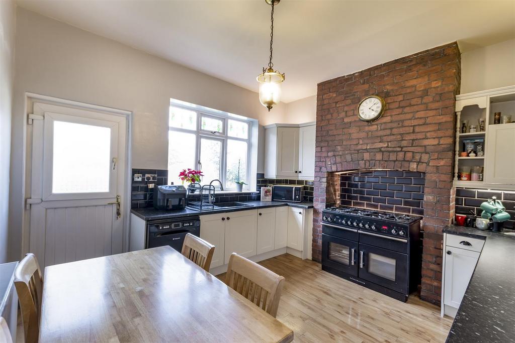 Breakfast Kitchen