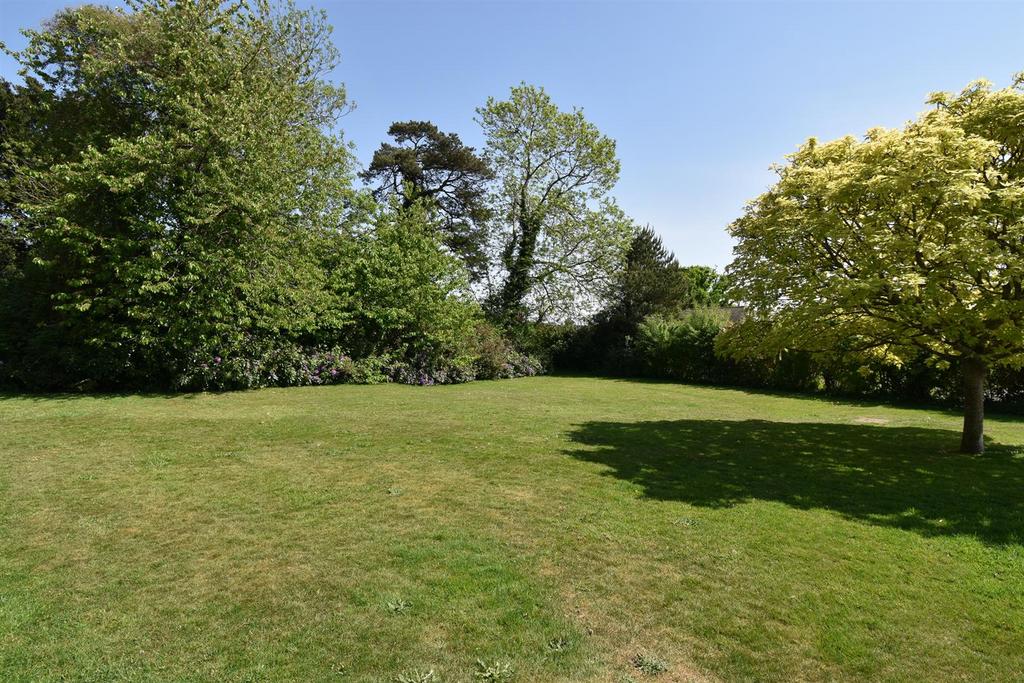 Communal garden