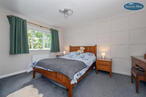 6 Fox Hill Close, Sheffield, S6 1FS