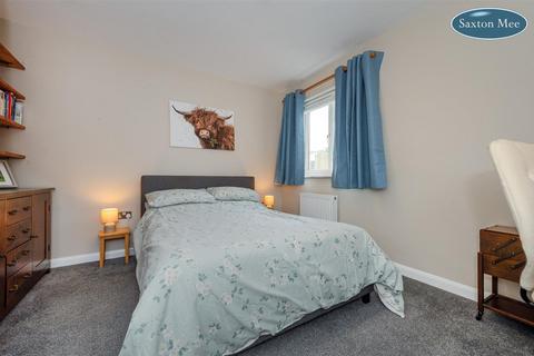 6 Fox Hill Close, Sheffield, S6 1FS