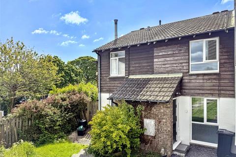 311 Longfield, Falmouth, TR11 4SS