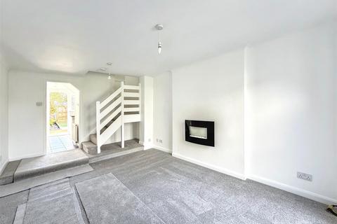 311 Longfield, Falmouth, TR11 4SS