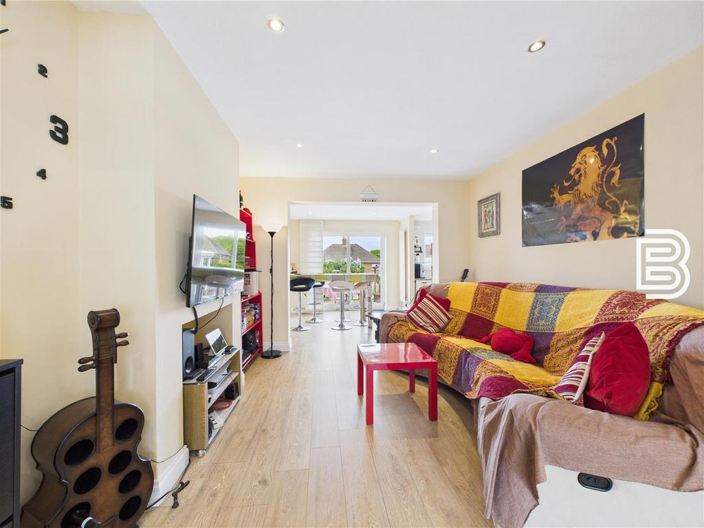 Living Room.jpg