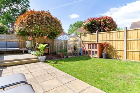 9 Melbourne Way, Goring By Sea, Worthing, BN12 4RU
