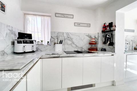 3 bedroom detached house for sale, Dersingham PE31