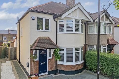 29 Queens Grove Road, London, E4 7BT