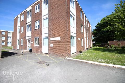 2 bedroom apartment for sale, Wyre Court, Highbury Avenue, Fleetwood, FY7