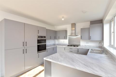 4 bedroom detached house for sale, Violet way, Hailsham, East Sussex