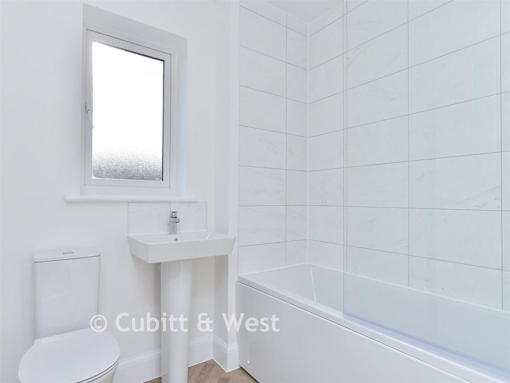 Main Bathroom