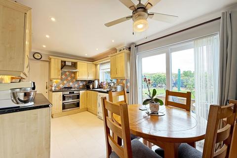 3 bedroom detached house for sale, Bradshaw Way, Irchester, NN29 7DW