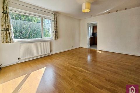 2 bedroom flat for sale, Wenlock Way, Chester, Cheshire West and Ches, CH4