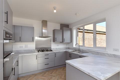 4 bedroom detached house for sale, Violet way, Hailsham, East Sussex