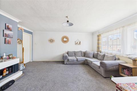 1 Ash Road, Newark, NG24 4LQ