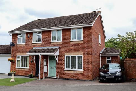 Nightingale Way, Oakham LE15