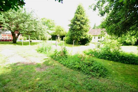 2 bedroom detached house for sale, Mill Street, Leominster