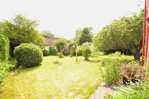 2 bedroom detached house for sale, Mill Street, Leominster