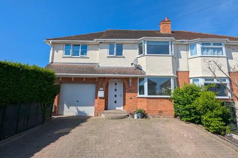 24 Jubilee Road, Worcester, WR2 4LY
