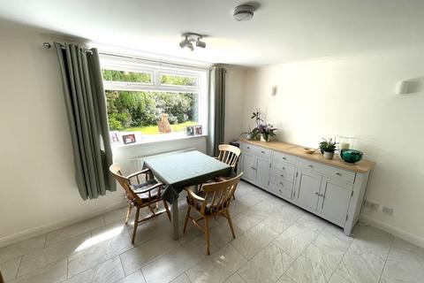 undefined, Aspley Guise, Milton Keynes MK17