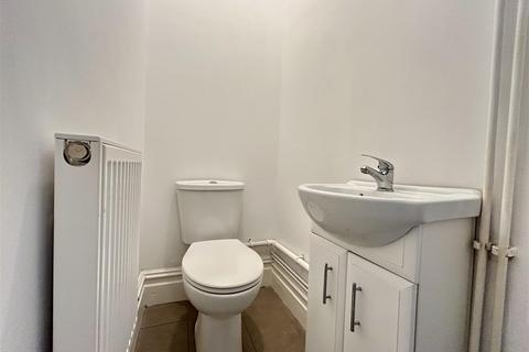 3 bedroom townhouse for sale, Stourbridge Road, Halesowen
