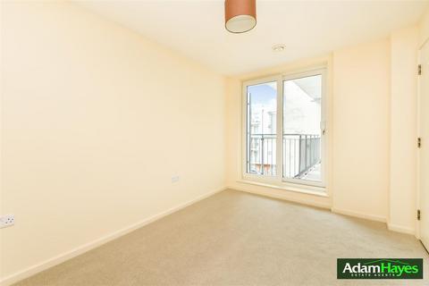 2 bedroom apartment for sale, 66 Lankaster Gardens, London N2