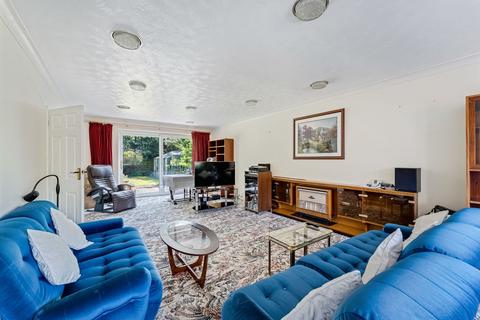 4 bedroom detached house for sale, Haydock Park Gardens, Newton-Le-Willows, WA12