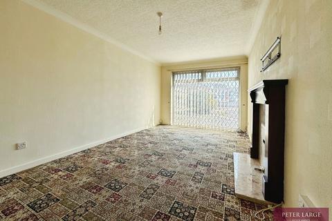 2 bedroom detached bungalow for sale, Llys Cowlyd, Rhyl, LL18 4DX