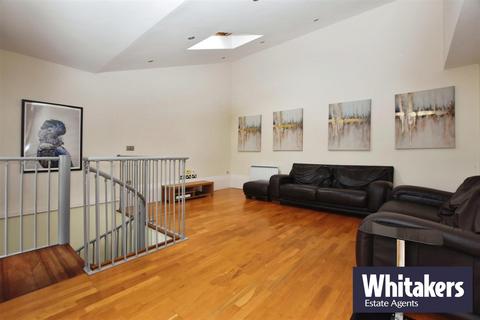 2 bedroom apartment to rent, King Albert Chambers, Hull
