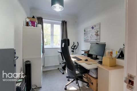 30 Thurlow Close, Saxmundham, IP17 1GD