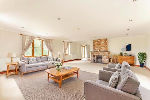 4 bedroom detached house for sale, Hills Road, Saham Hills