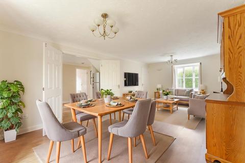 4 bedroom detached house for sale, Hills Road, Saham Hills