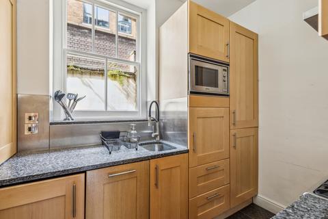 2 bedroom apartment for sale, Riding House Street, London, W1W