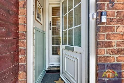 3 bedroom semi-detached house for sale, Southport, Merseyside PR8