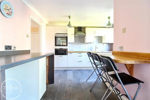 32 Cameron Green, Taverham, Norwich, NR8 6UA